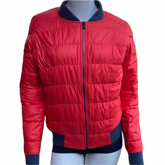 Athleta Utility Quilted Bright Puffer Jacket Red Small - Picture 3 of 7